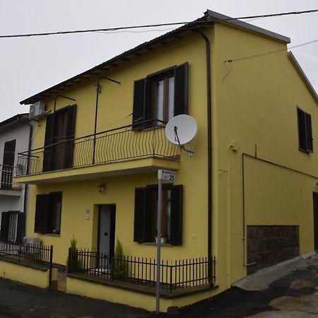 Casa Di Bacco Apartment เวตรัลลา ภายนอก รูปภาพ