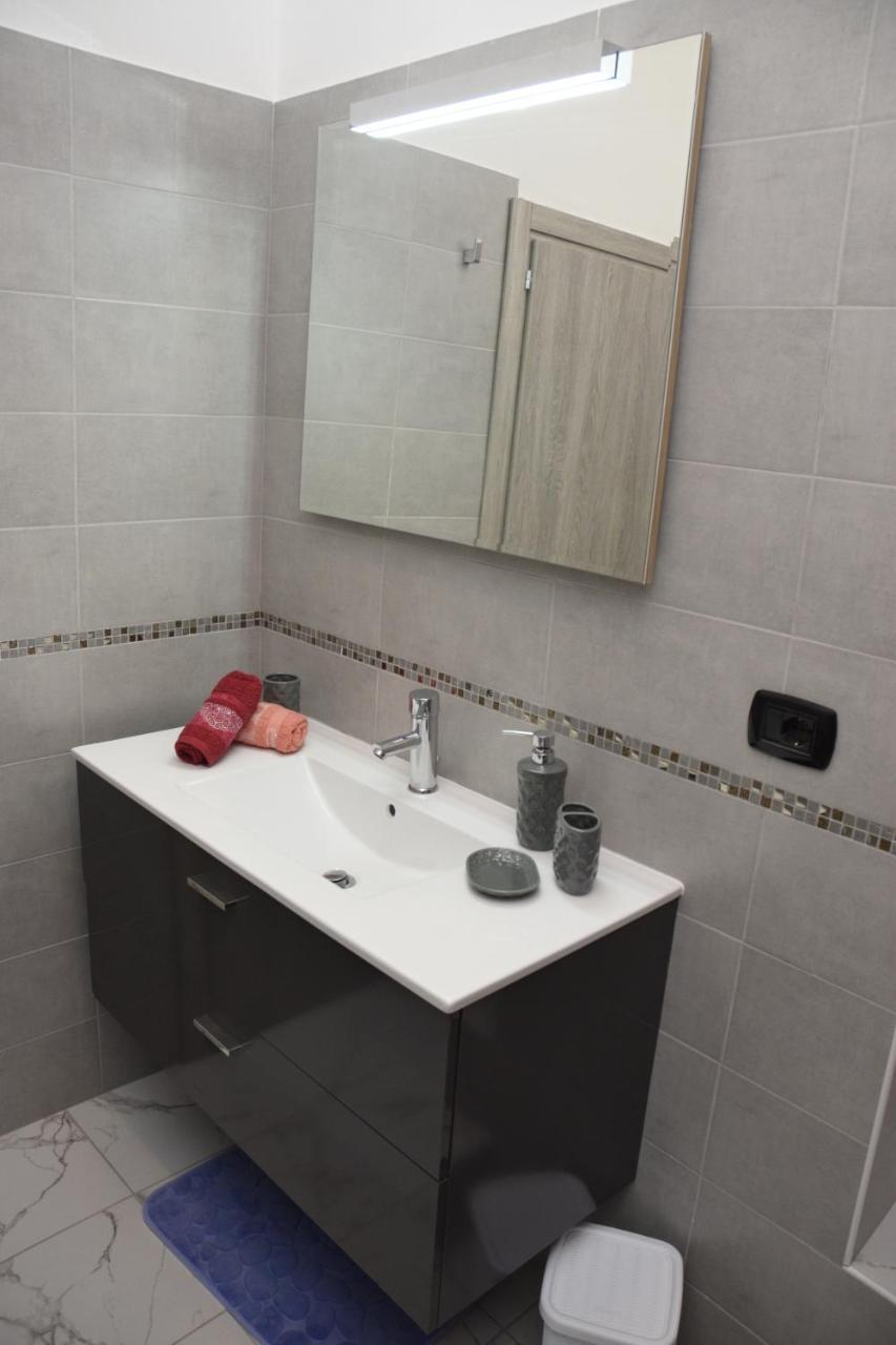 Casa Di Bacco Apartment เวตรัลลา ภายนอก รูปภาพ