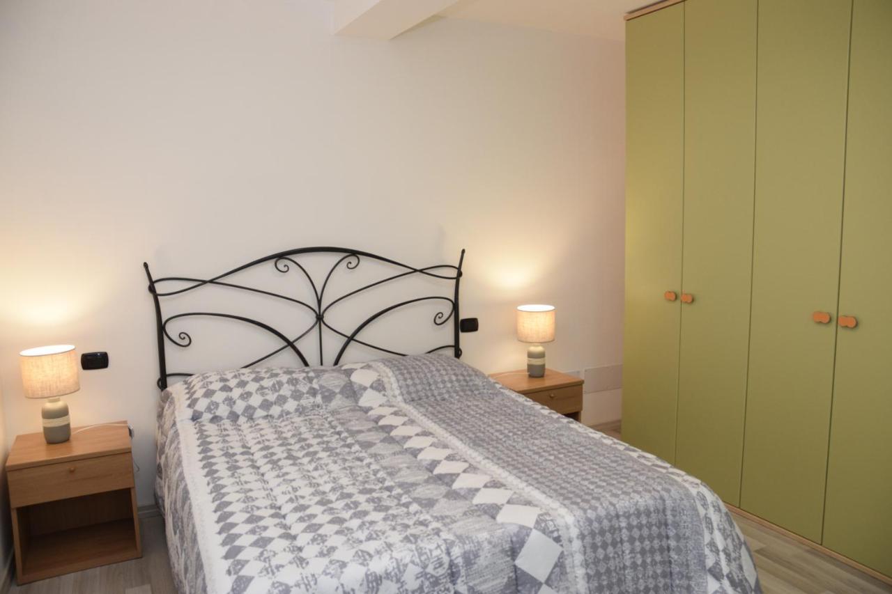 Casa Di Bacco Apartment เวตรัลลา ภายนอก รูปภาพ